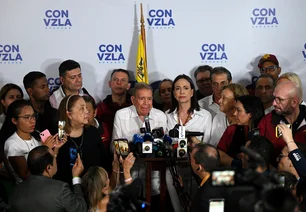 Imagem referente à matéria: 'Vencemos com 70%', diz líder da oposição ao rejeitar a reeleição de Maduro<