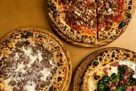 Imagem referente à notícia: 5 pizzarias brasileiras estão entre as melhores do mundo; conheça