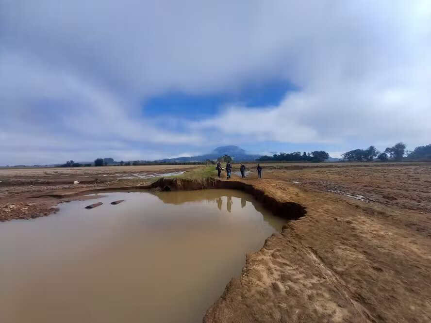 Sítio arqueológico encontrado após chuvas de maio pode ser um dos maiores do estado 