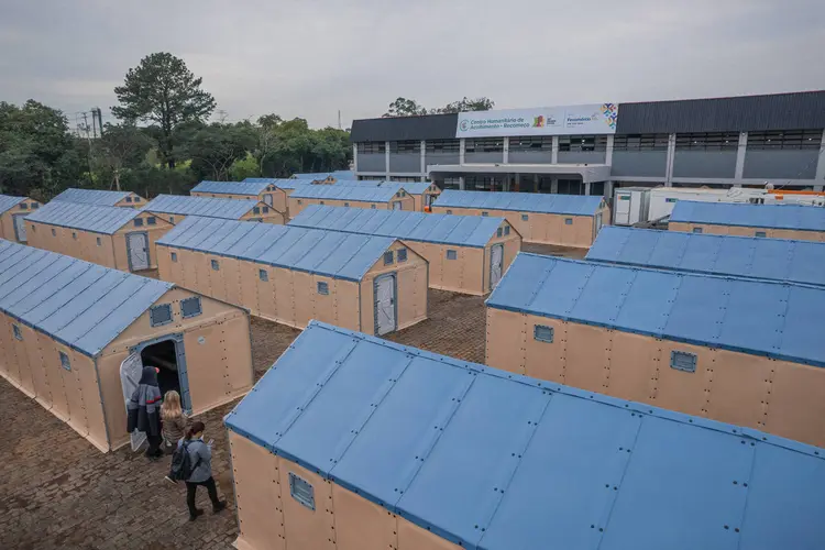 Casas temporárias para as vítimas de enchentes em Canoas (RS) (Governo do RS/Divulgação)