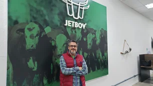 Agtech JetBov investe R$ 1,7 milhão para desenvolver o "ChatGPT" da pecuária