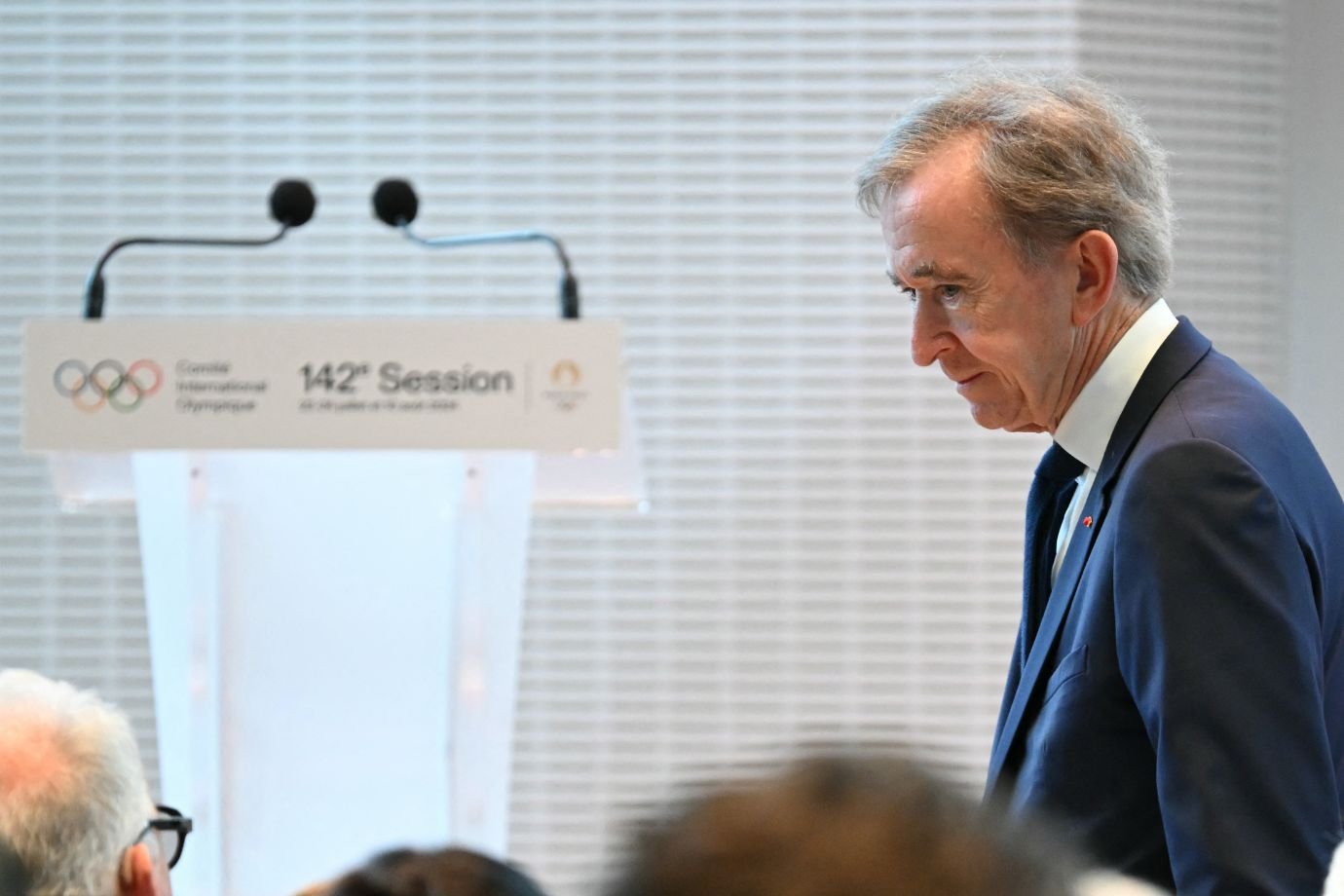 Ex-homem mais rico do mundo, Bernard Arnault perde US$ 6 bi em um dia com crise na China