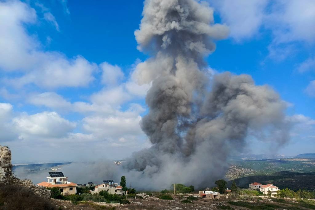 Domo de Ferro de Israel abate 50 foguetes do Hezbollah; escalada de ataques preocupa autoridades