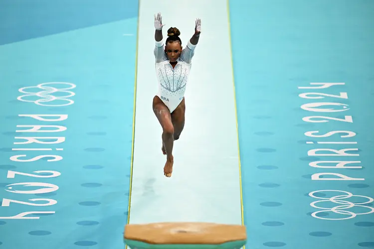 Rebeca Andrade: veja fortuna acumulada da atleta nas Olimpíadas de Paris (Loic VENANCE/AFP)