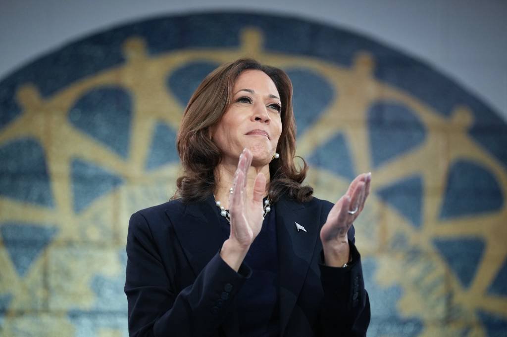 Kamala aparece à frente de Trump nos estados-pêndulos de Michigan, Wisconsin e Pensilvânia