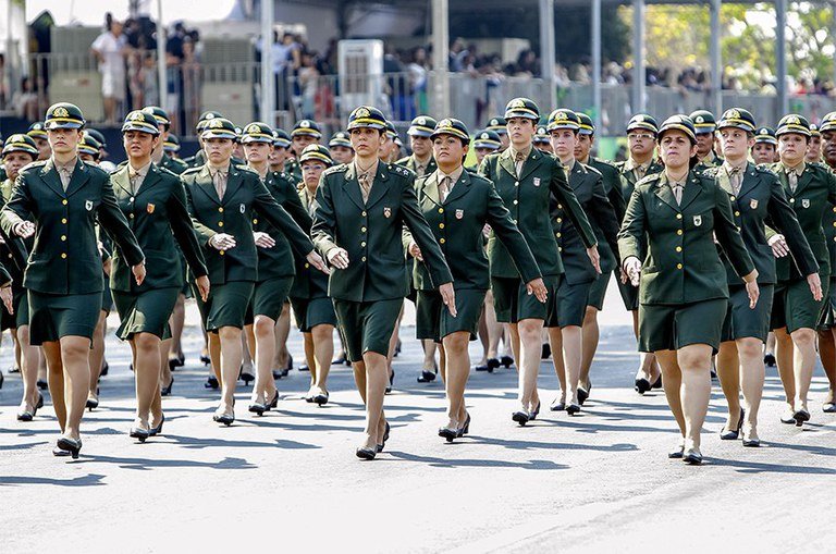 Carreira Militar: alistamento militar feminino terá início em 2025; veja como será a aplicação