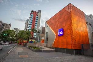 Lucro do Itaú alcança R$ 10,6 bilhões no 3º trimestre e tem alta de 18,1%