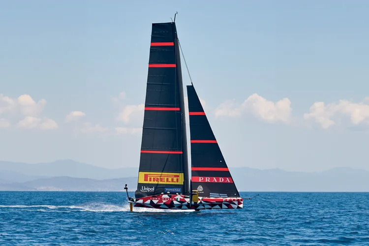 Barco da equipe Luna Rossa Prada Pirelli: finalista da edição passada (Carlo Borlenghi/Divulgação)