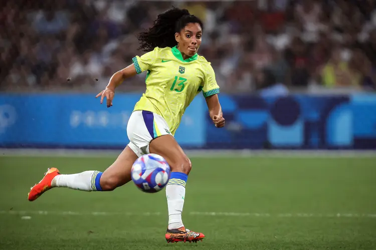 Partida semifinal entre Brasil e Espanha. Na imagem a atleta Yasmim. (Gaspar Nóbrega/COB/Divulgação)