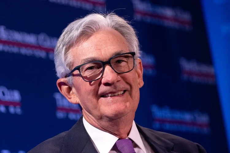 Jerome Powell, presidente do Fed: mercado aumenta aposta de corte de juros mais brando  (Julia Nikhinson/Getty Images)