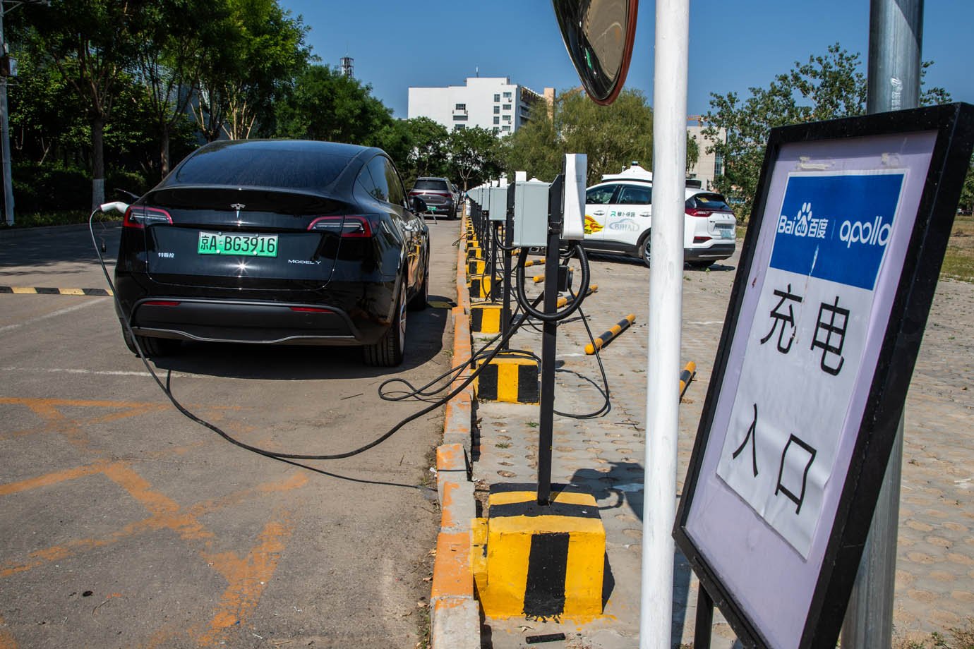 UE planeja taxar em até 36% durante cinco anos veículos elétricos chineses, anuncia Comissão