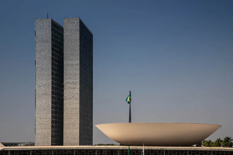 A Câmara dos Deputados aprovou nesta quinta-feira, 12, o texto-base do projeto de lei que reonera gradualmente a folha de pagamentos a partir de 2025 (Leandro Fonseca/Exame)