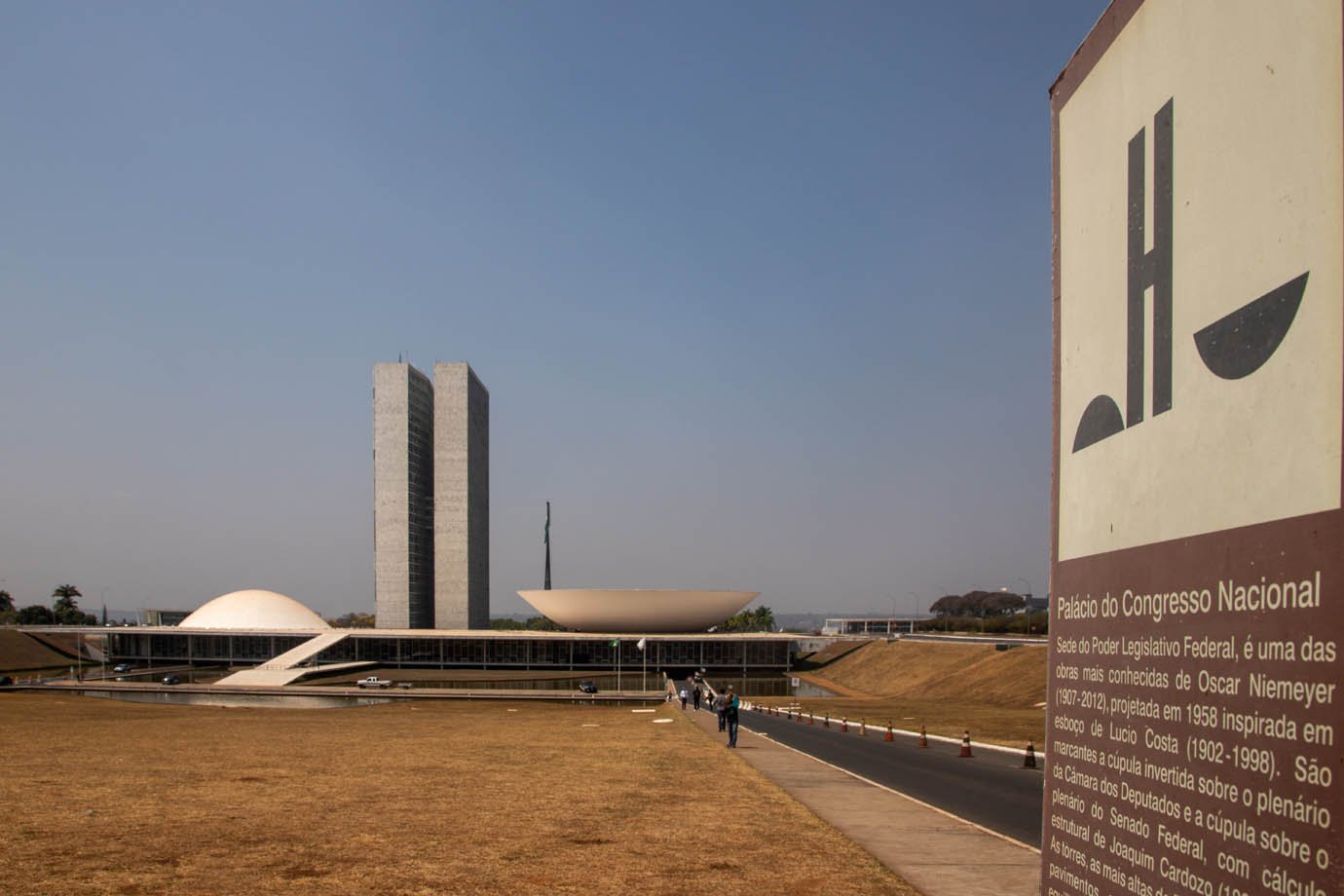 Tributação de LCI e LCA avança no Congresso e pode redesenhar mercado de renda fixa