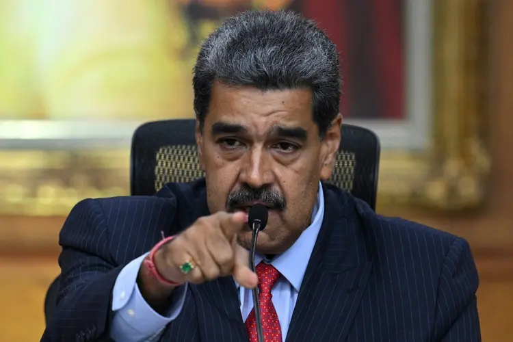 O presidente venezuelano, Nicolás Maduro, durante coletiva à imprensa internacional sobre as eleições presidenciais no Palácio de Miraflores, em Caracas, em 31 de julho de 2024 (AFP)