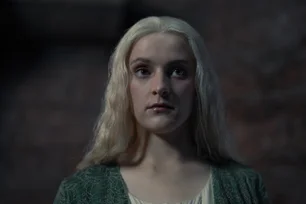 Imagem referente à matéria: House of the Dragon: o que significa a previsão de Helaena Targaryen no último episódio?