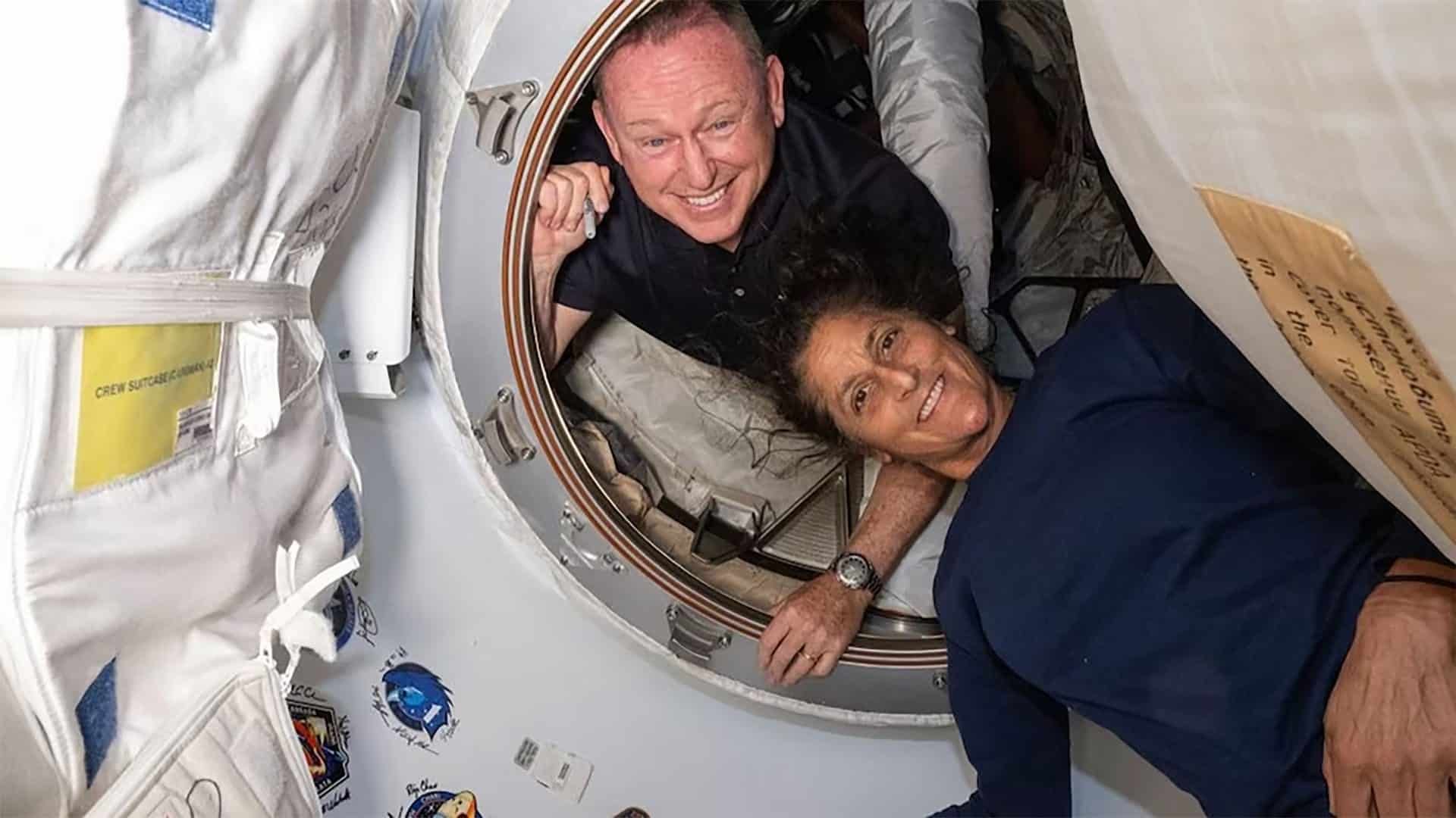 Astronautas presos no espaço vão viver de 'urina reciclada' e não têm previsão de retorno à Terra