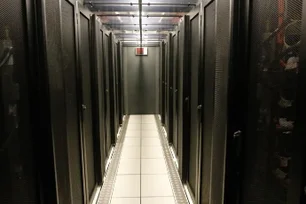 Imagem referente à matéria: Descubra o supercomputador Santos Dumont e seu papel no ambiente de pesquisa e inovação