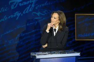 Análise: Kamala corrige erro crucial de Biden em debate e Trump cresce ao longo do programa