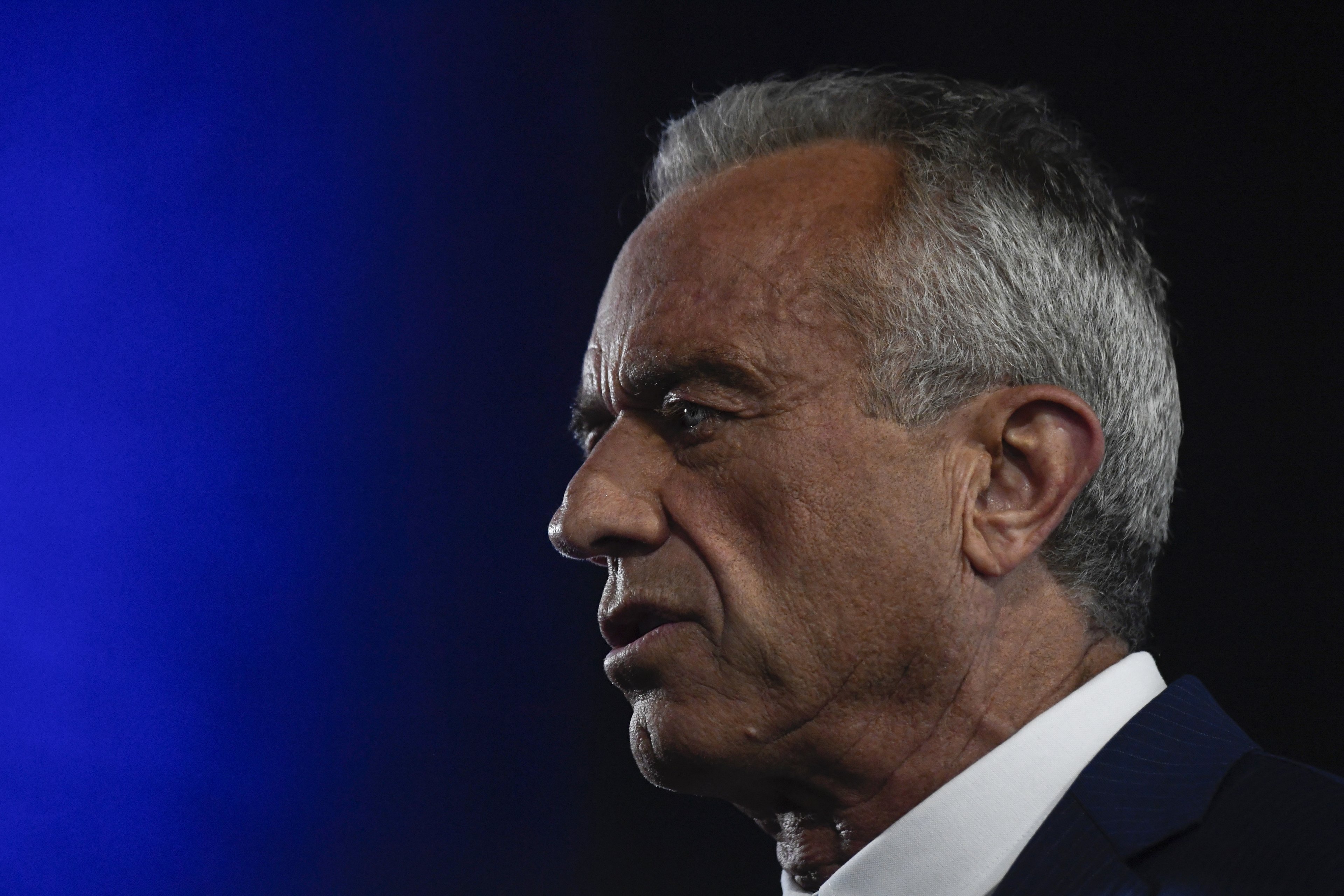 'Não sou antivacina', diz Robert Kennedy Jr. no Senado americano