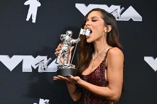 Imagem referente à matéria: Joias escondidas do Spotify: conheça as músicas com mais de 1 bilhão de streams na plataforma