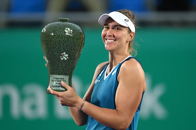 
Bia Haddad: tenista celebra vitória no Korea Open, em Seul (Jung Yeon-je/AFP)