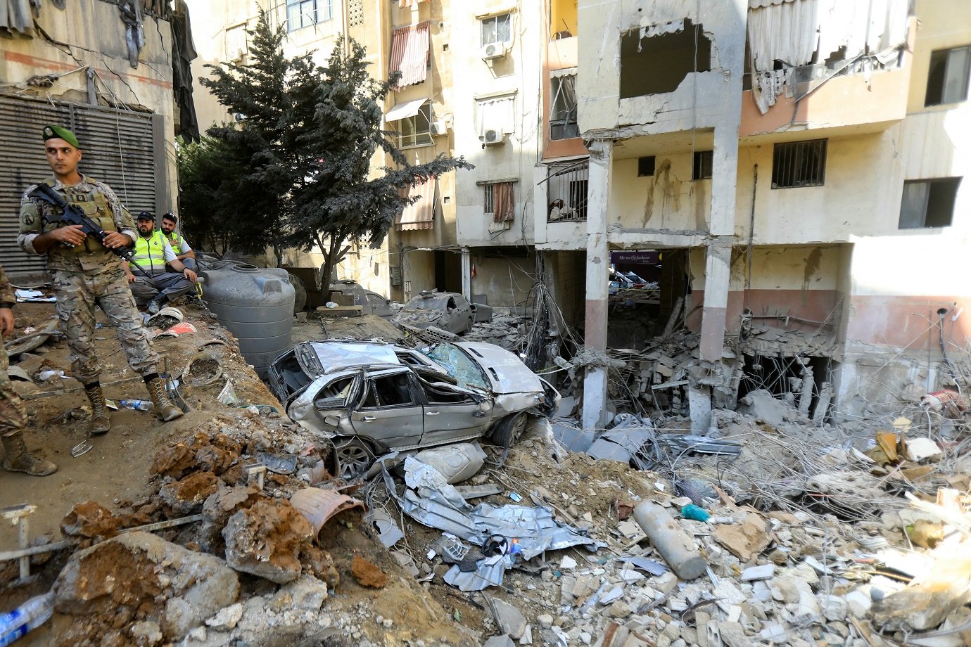 Área bombardeada por Israel em Beirute, no Líbano