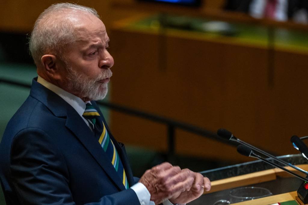 "Nenhuma empresa de tecnologia ou indivíduo pode se considerar acima da Lei", diz Lula