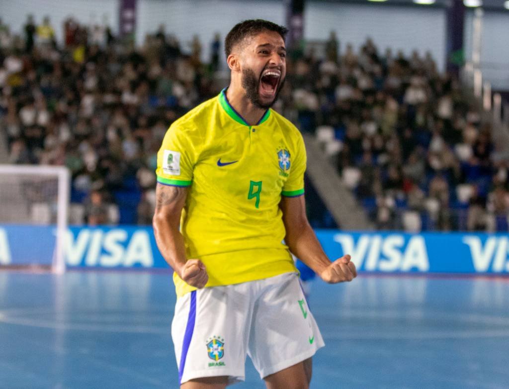 Brasil vence Marrocos e avança à semifinal da Copa do Mundo de Futsal