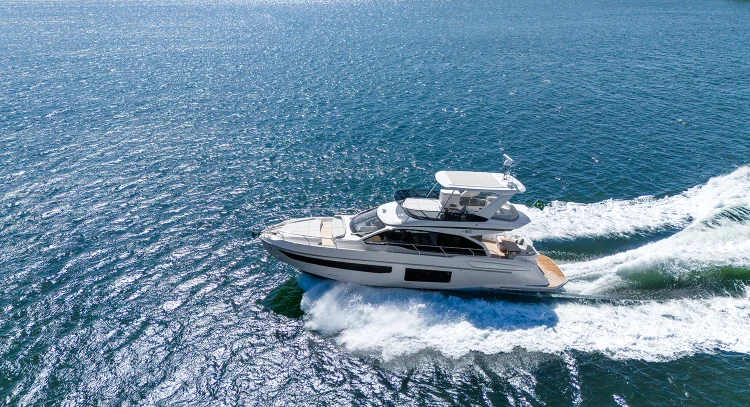 Azimut Fly 56: um dos lançamentos apresentados no São Paulo Boat Show.  (Divulgação/Divulgação)