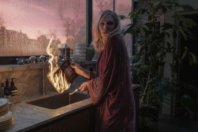 Cate Blanchett como Catherine Ravenscroft em “Disclaimer", disponível na Apple TV+ (Apple TV+/Divulgação)