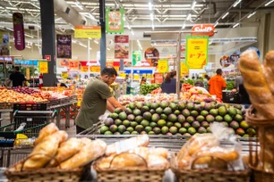 Imagem referente à matéria: Preços de alimentos voltam a subir em setembro, mostra IPCA-15