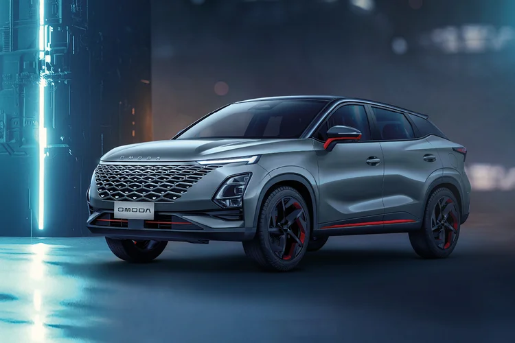 Omoda E5: carro chega ao Brasil no primeiro trimestre do ano que vem.