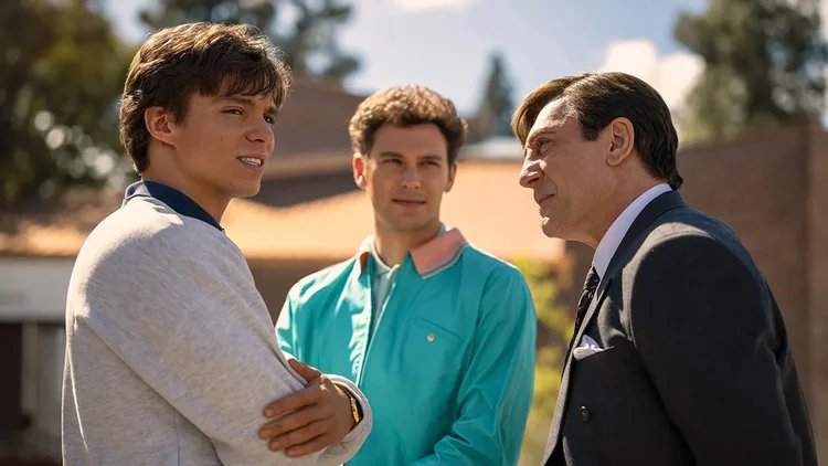 Série sobre os irmãos Menendez está fazendo sucesso com o público na Netflix. (MILES CRIST/NETFLIX/Reprodução)