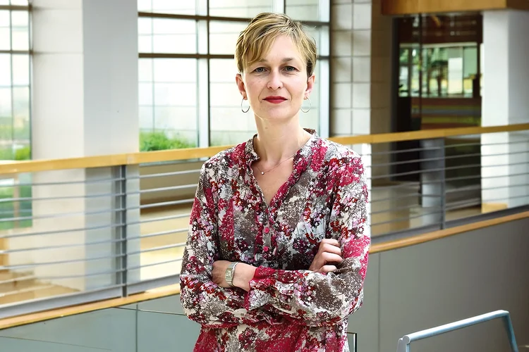 Marianne Bertrand, da Universidade de Chicago: “Mais mulheres em posições de liderança ajudam a mudar normas e crenças sobre onde as mulheres podem e devem estar” (Marianne Bertrand/Divulgação)