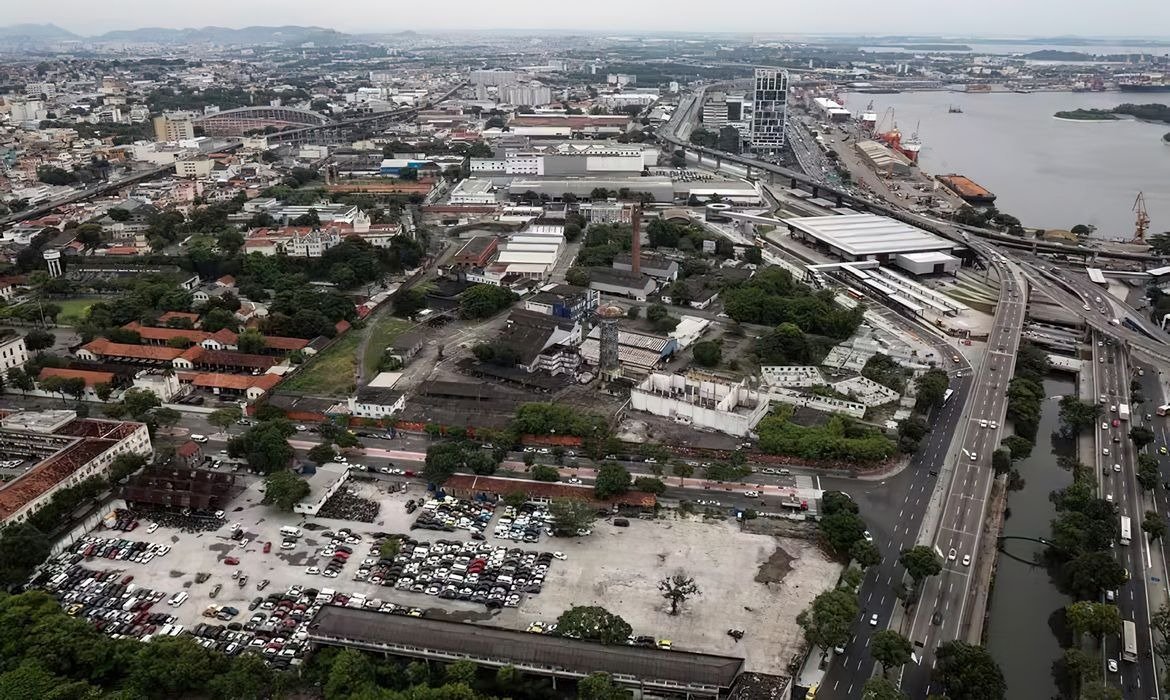 Flamengo recebe terreno para estádio após acordo com Caixa e prefeitura