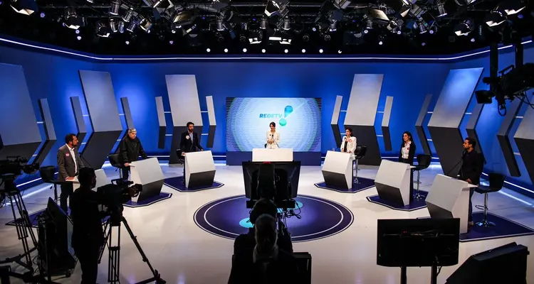 Debate: confronto entre os candidatos é marcado por pedidos de direito de resposta  (REDETV/Divulgação)