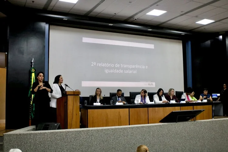 Evento de lançamento do Plano Nacional de Igualdade Salarial e Laboral entre Mulheres e Homens, em Brasília (Luiza Frazão / MTE/Divulgação)