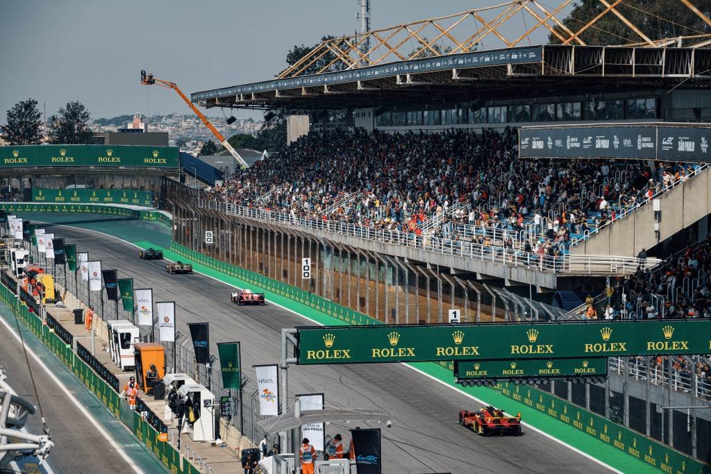 Rolex 6 horas de São Paulo: conheça o evento que mistura automobilismo e shows de rock