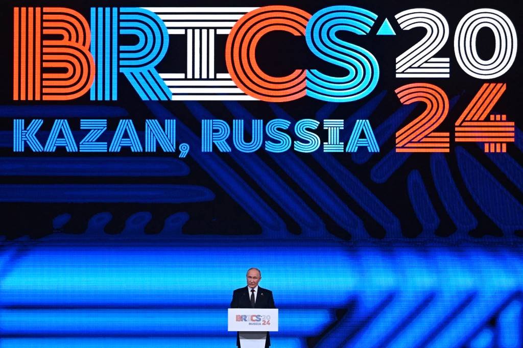 Putin abre reunião do Brics e pede fim da violência no Oriente Médio