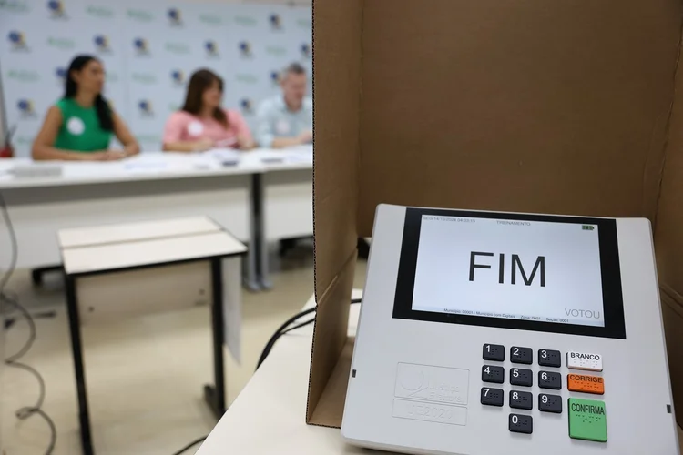 São Paulo (SP), 02/10/2024 - Simulação da eleição para demonstração do fluxo de votação, em uma seção eleitoral cenográfica, no Tribunal Regional Eleitoral de São Paulo - TRE-SP. Foto: Rovena Rosa/Agência Brasil ( Rovena Rosa/Agência Brasil)