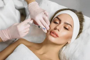 Como o Brasil entrou no top 3 deste gigante suíço que fatura US$ 3 bilhões com skincare e injetáveis