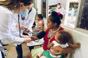 Estudo inédito mostra que faculdades de medicina reduzem internações e mortes no interior do Brasil