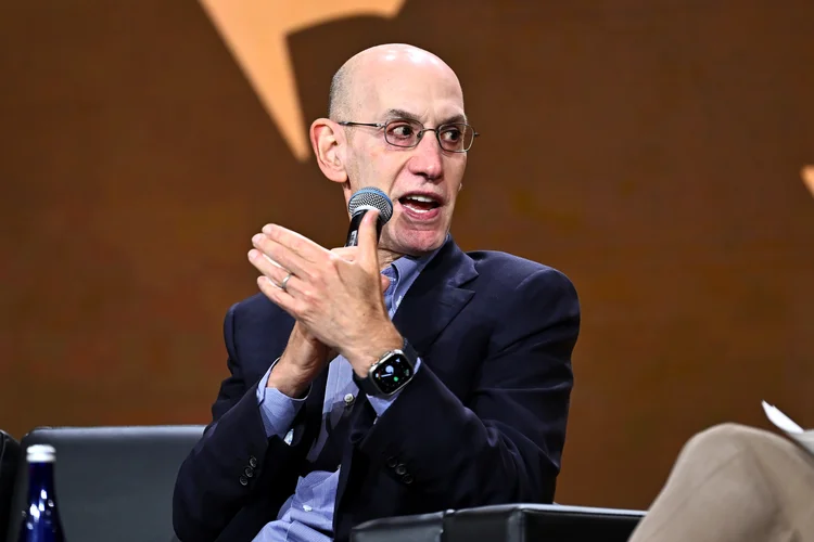 Adam Silver, comissário da NBA (Roy Rochlin/Getty Images)