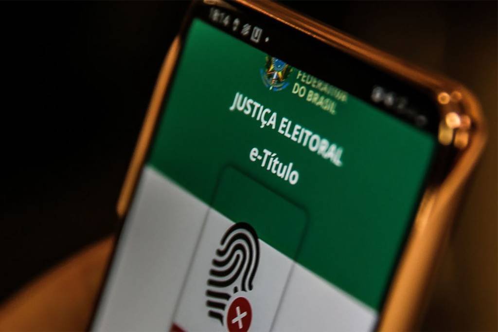 e-Título: 7.600 acessos por segundo sobrecarregaram aplicativo, diz TSE