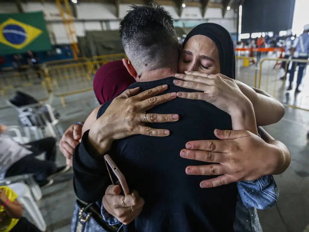 Brasileiros repatriados do Líbano