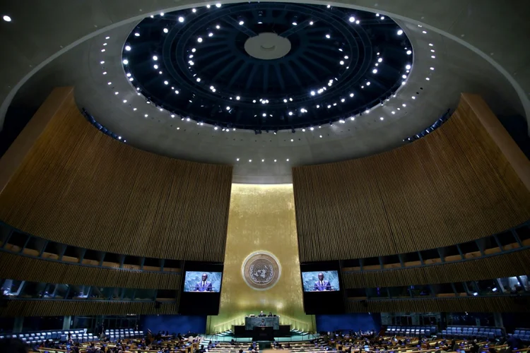 Perspectiva da Assembleia Geral da ONU, onde nesta terça-feira começa a análise de uma nova resolução cubana que pede o fim do bloqueio imposto pelos Estados Unidos à ilha há mais de seis décadas, Nova York, 28 de setembro de 2024 (AFP)