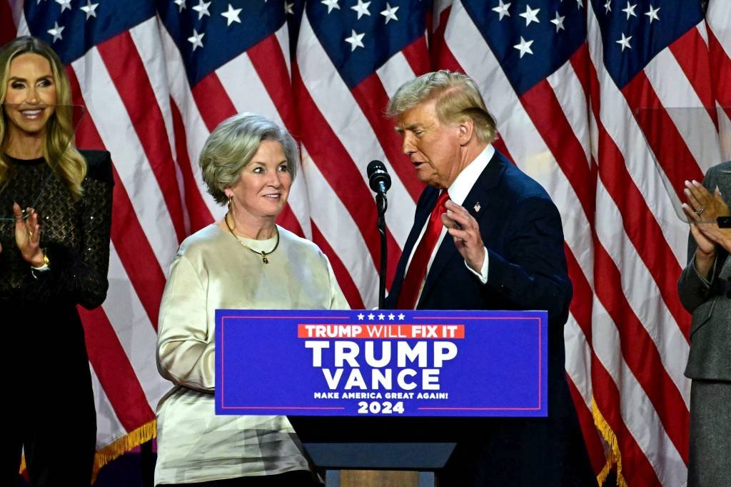 Donald Trump nomeia Susie Wiles como chefe de gabinete