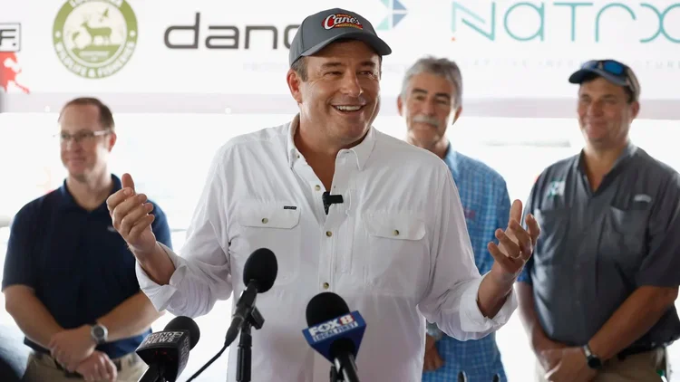 Todd Graves, proprietário e cofundador da Raising Cane (Sean Gardner | Getty Images Entretenimento | Getty Images)