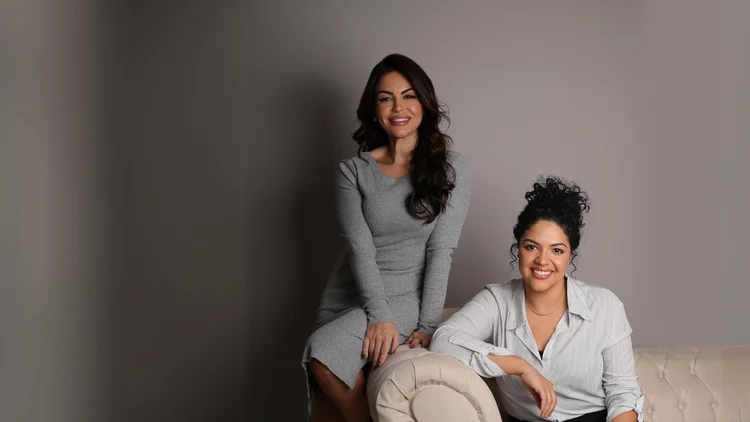 Karine Liotino e Mariana Amaral, fundadoras do Etiqueta Certa: startup já mira outros setores fora do 'fast fashion'