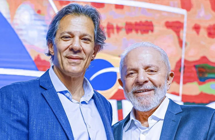 18.10.2024 - Ministro da Fazenda, Fernando Haddad e o Presidente da República, Luiz Inácio Lula da Silva, durante o evento de lançamento do Programa Acredita, no Parque Mirante no Allianz Parque, no bairro da Água Branca. São Paulo - SP. Foto: Ricardo Stuckert / PR (Ricardo Stuckert / PR/Flickr)